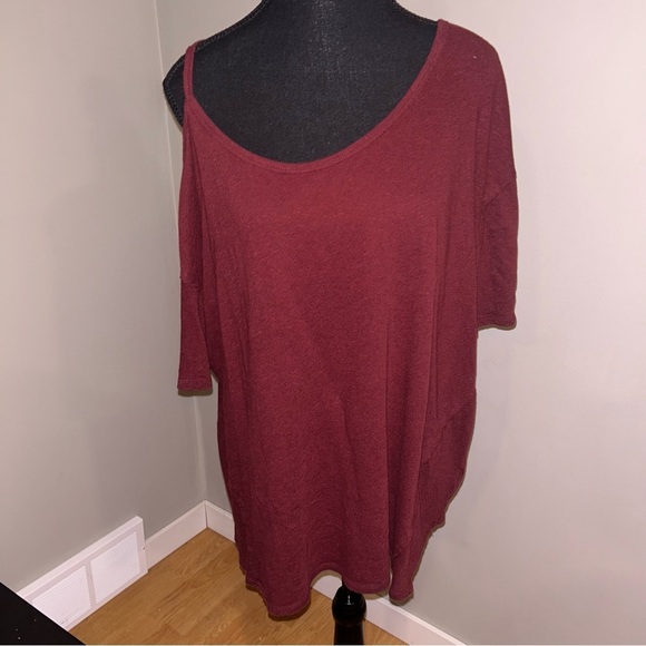 We  The Free Tee - Picture 1 of 5